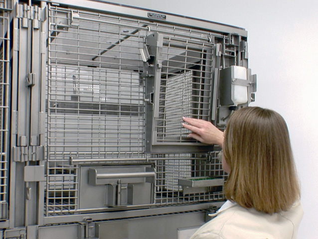 operating a Modular Primate Cage Unit