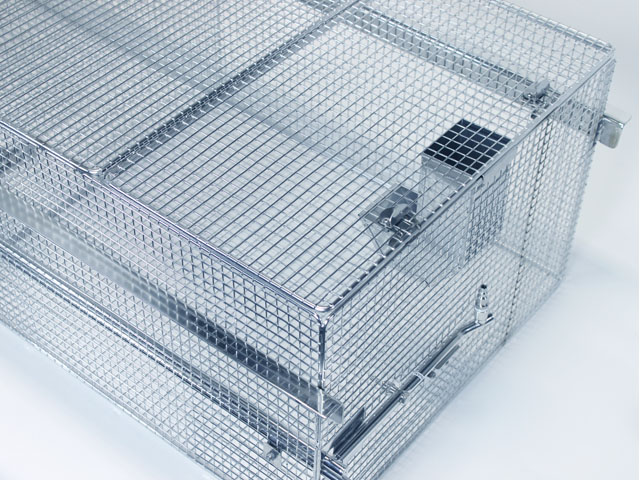 guinea pig inhalation cage - locked